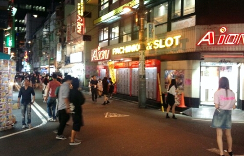 秋葉原